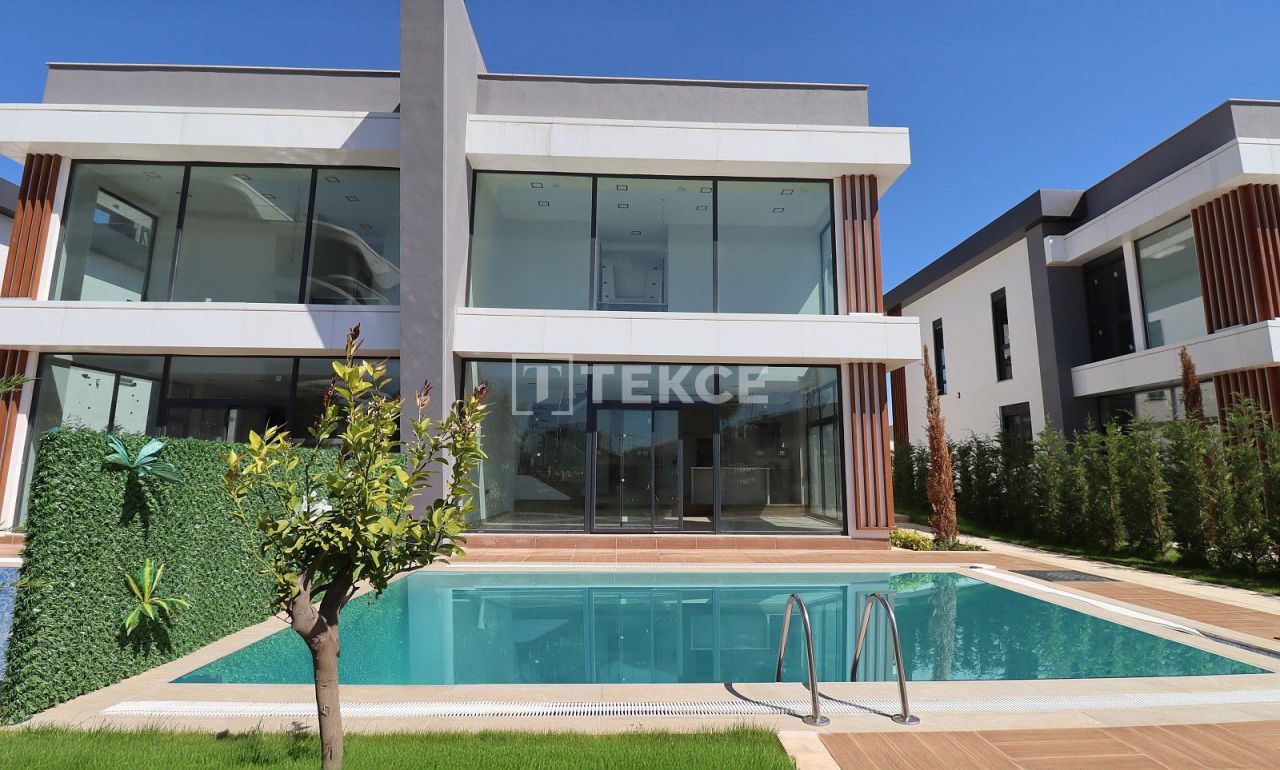 Вилла в Анталии, Турция, 350 м² - фото 2