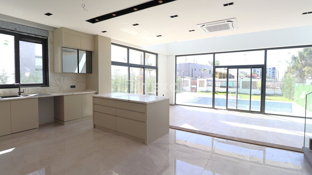 Вилла в Анталии, Турция, 350 м² - фото 11