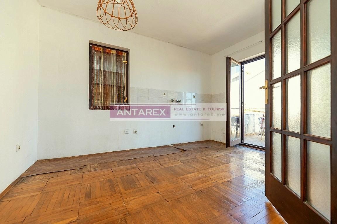 Вилла в Херцег-Нови, Черногория, 216 м² - фото 8