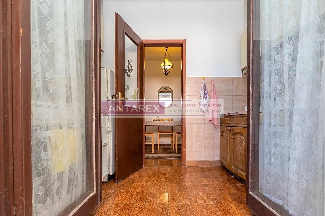 Вилла в Херцег-Нови, Черногория, 216 м² - фото 9