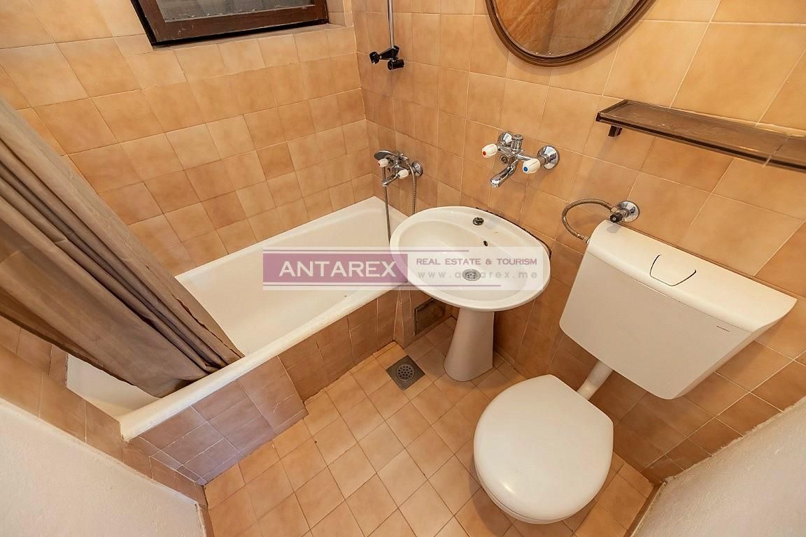 Вилла в Херцег-Нови, Черногория, 216 м² - фото 13