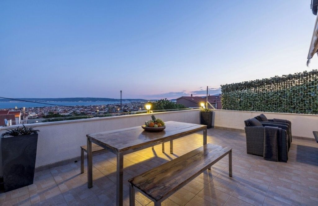 Вилла в Сплите, Хорватия, 386 м² - фото 11