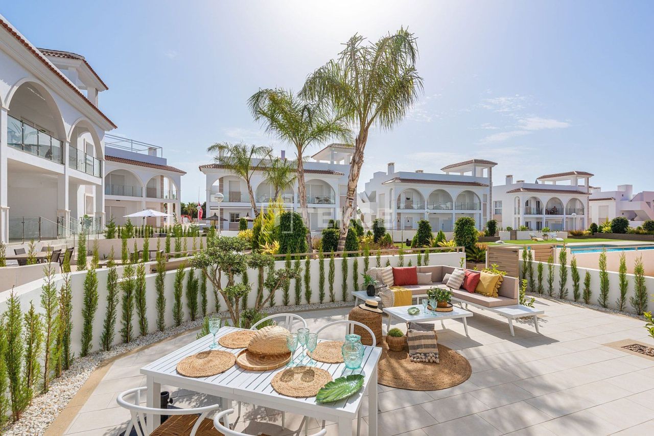 Апартаменты в Рохалесе, Испания, 89 м² - фото 4