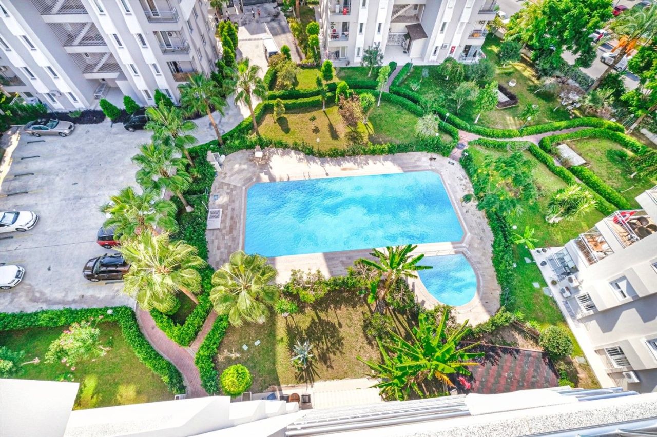 Квартира в Ларе, Турция, 140 м² - фото 1
