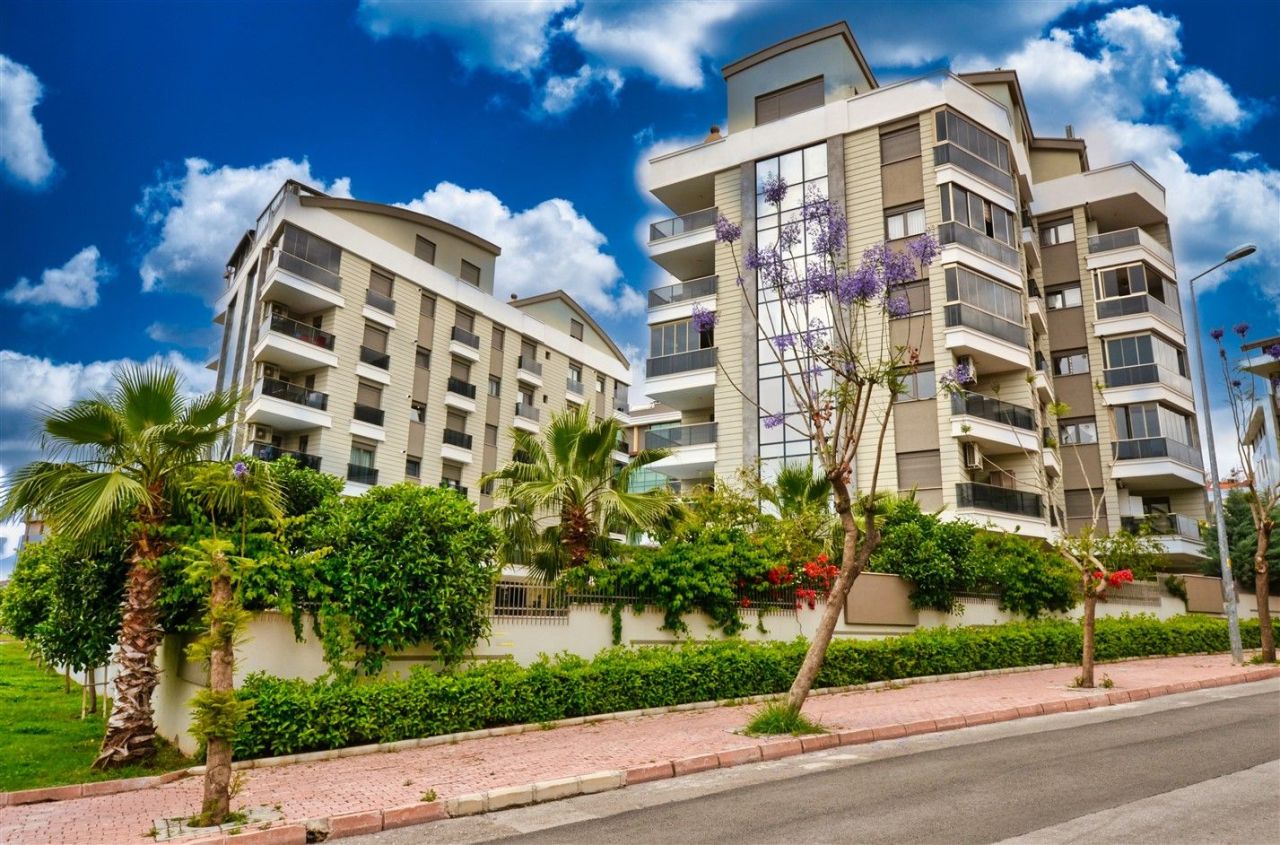 Квартира в Анталии, Турция, 200 м² - фото 1