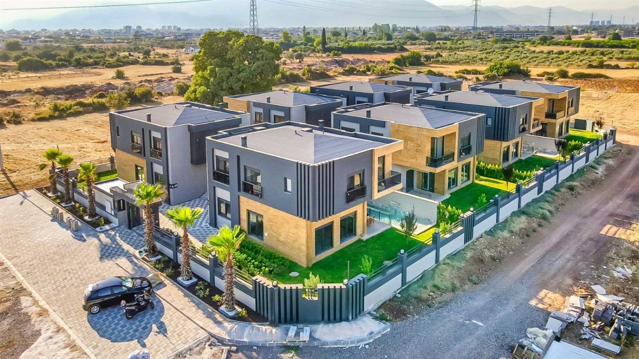 Вилла в Анталии, Турция, 230 м² - фото 1