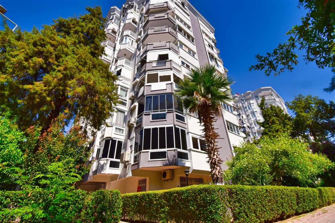 Квартира в Анталии, Турция, 165 м² - фото 1