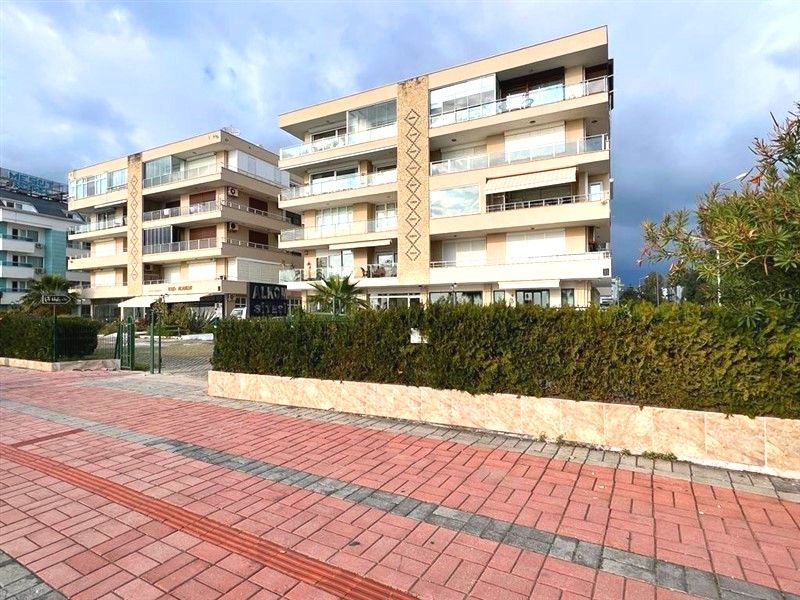 Квартира в Алании, Турция, 220 м² - фото 1