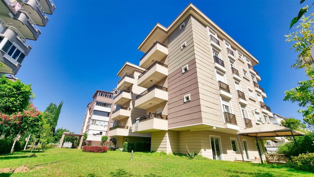 Квартира в Ларе, Турция, 185 м² - фото 1