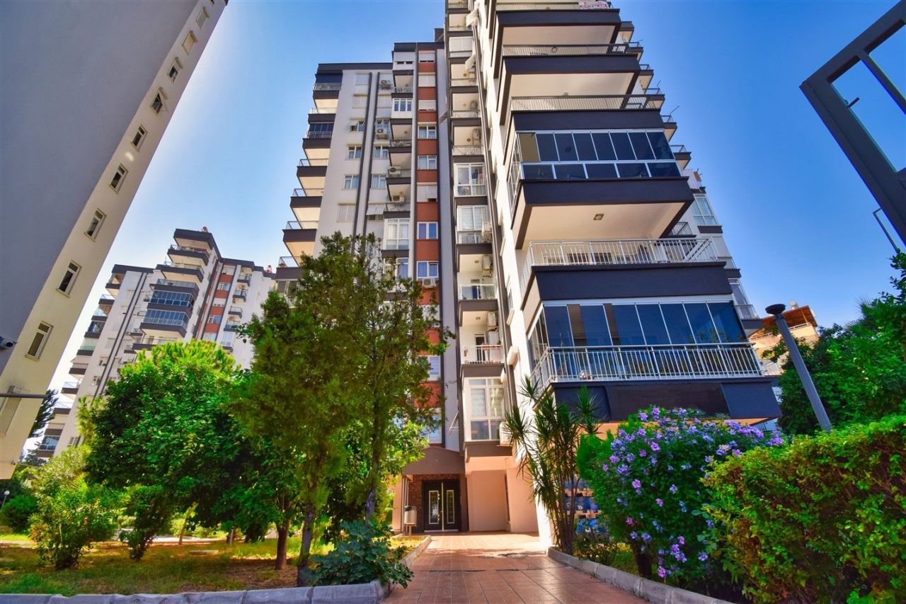 Квартира в Анталии, Турция, 165 м² - фото 1