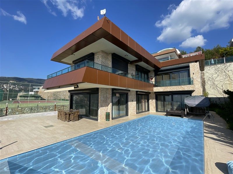 Вилла в Алании, Турция, 421 м² - фото 1