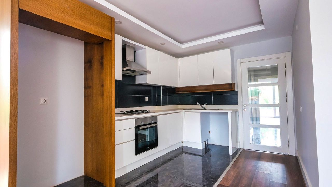 Квартира в Анталии, Турция, 85 м² - фото 2