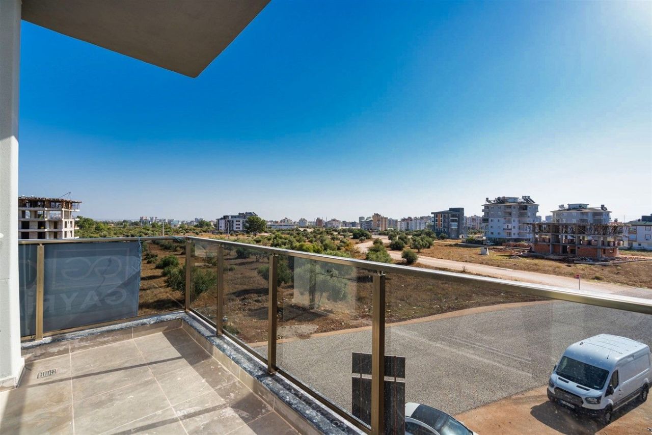 Квартира в Анталии, Турция, 100 м² - фото 2