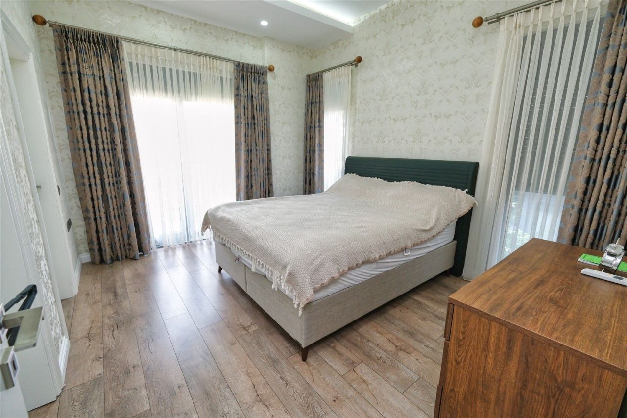 Вилла в Анталии, Турция, 380 м² - фото 4