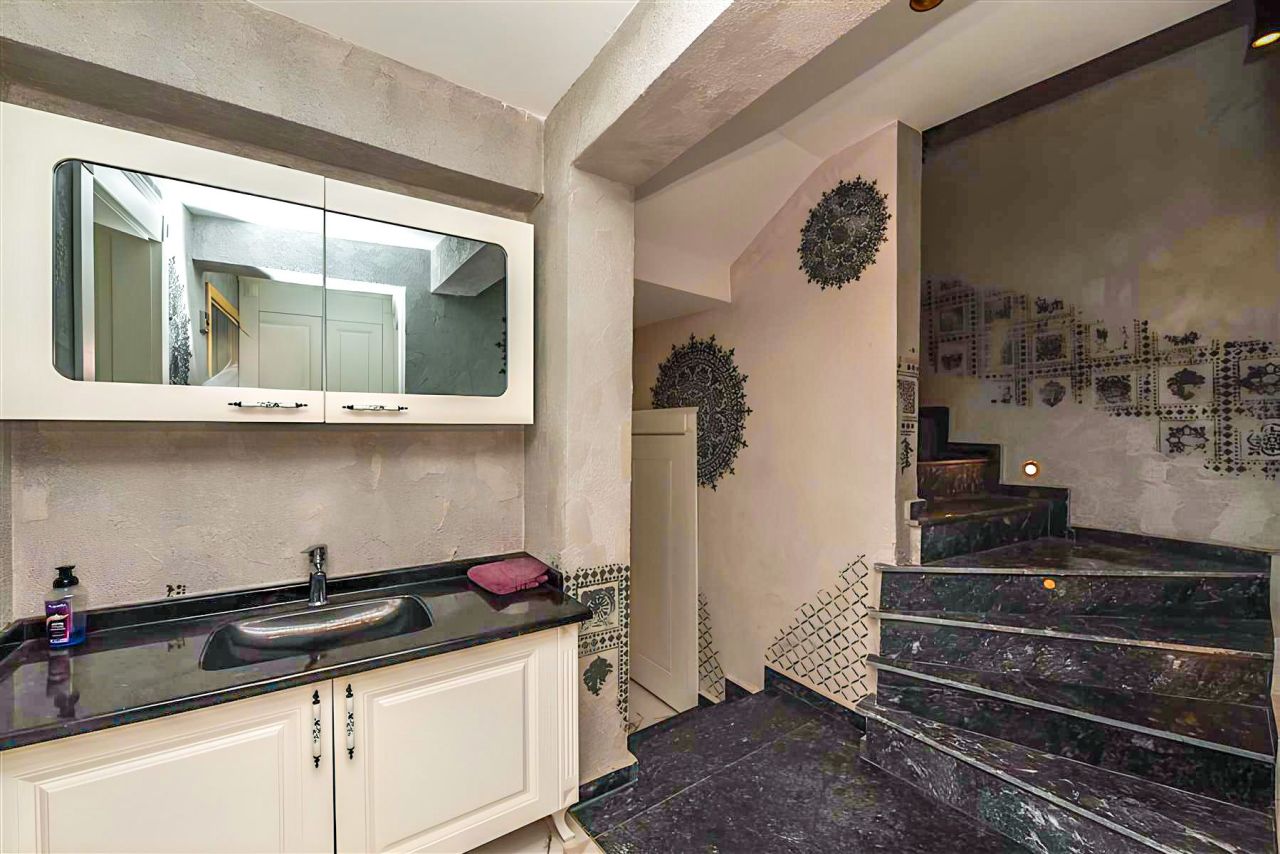 Вилла в Алании, Турция, 250 м² - фото 8