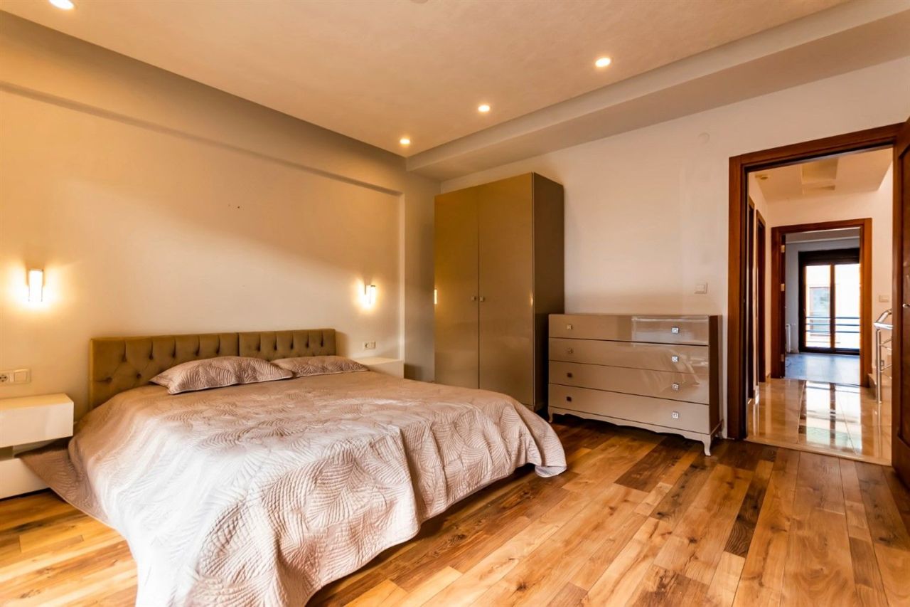 Вилла в Анталии, Турция, 450 м² - фото 9