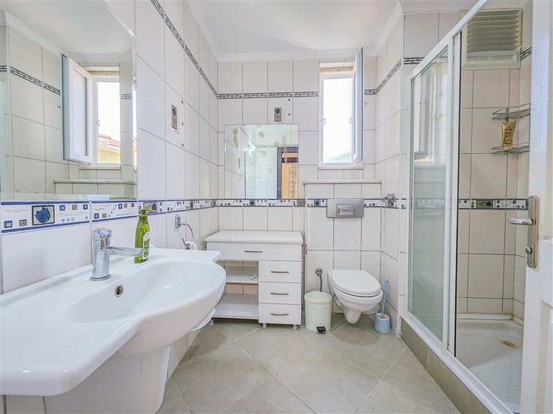 Вилла в Алании, Турция, 260 м² - фото 9