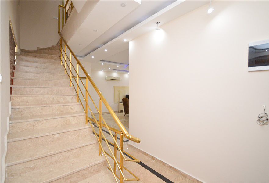 Вилла в Алании, Турция, 350 м² - фото 11