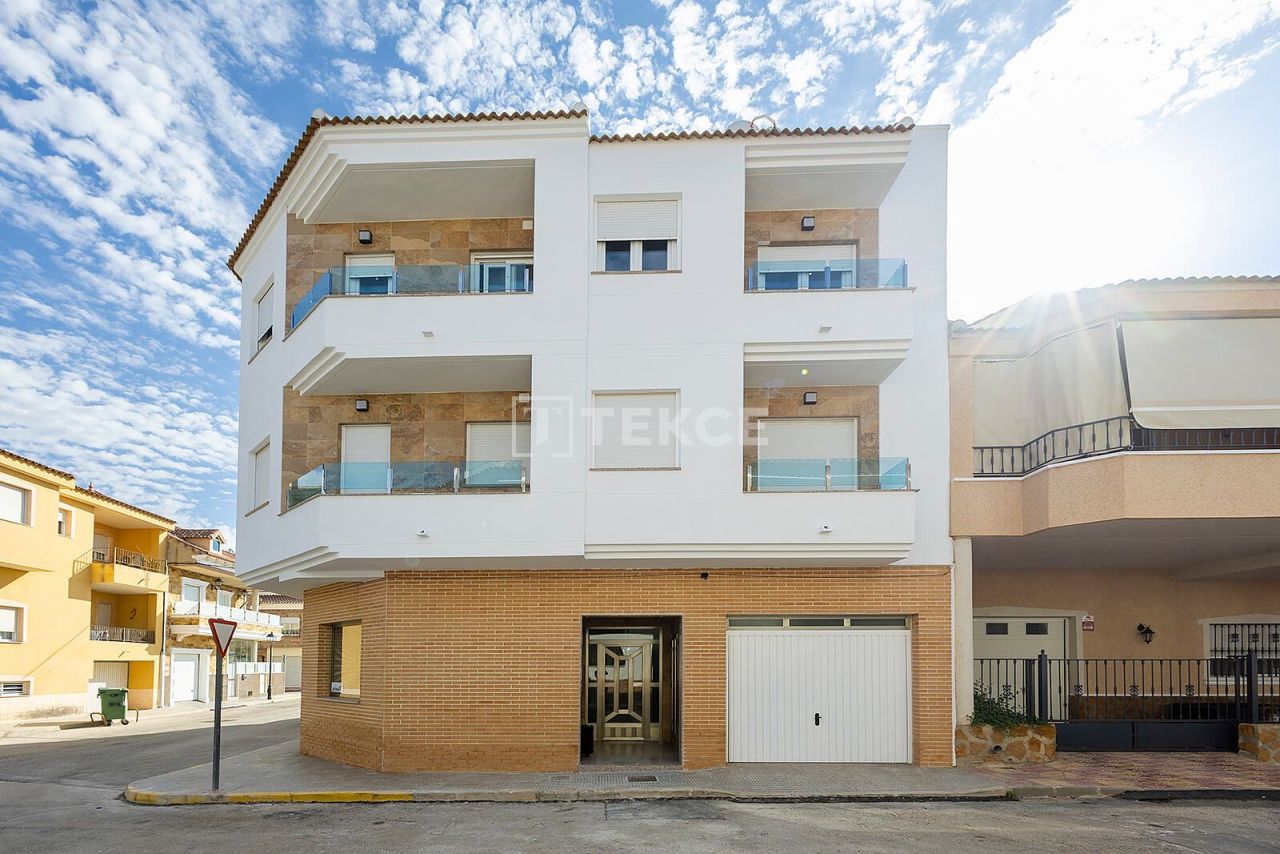 Апартаменты в Бигастро, Испания, 79 м² - фото 1