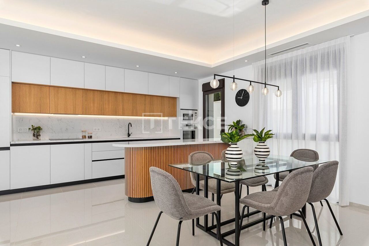 Вилла в Рохалесе, Испания, 324 м² - фото 12