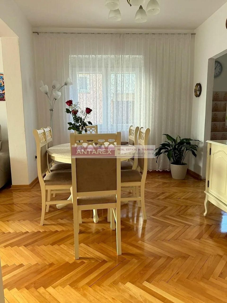 Вилла в Игало, Черногория, 191 м² - фото 2