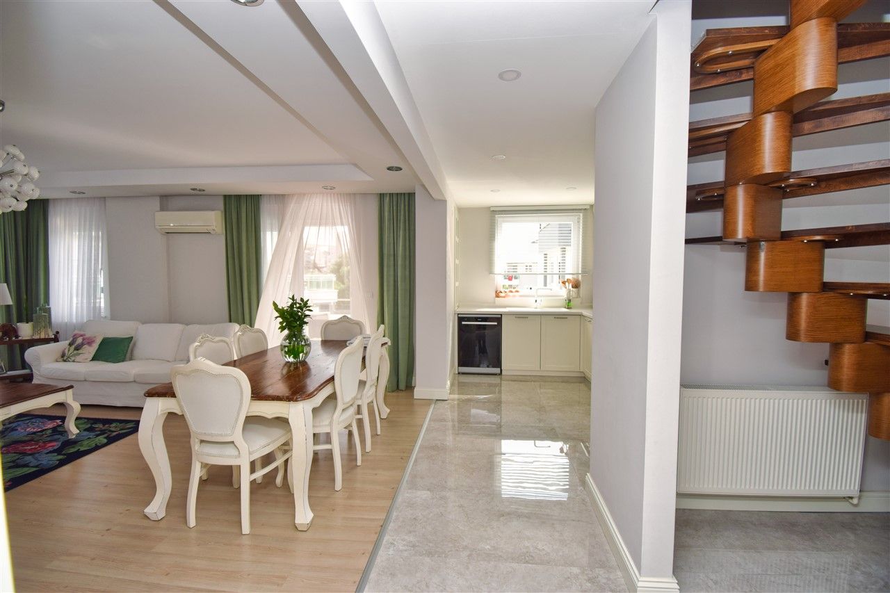 Квартира в Анталии, Турция, 190 м² - фото 15