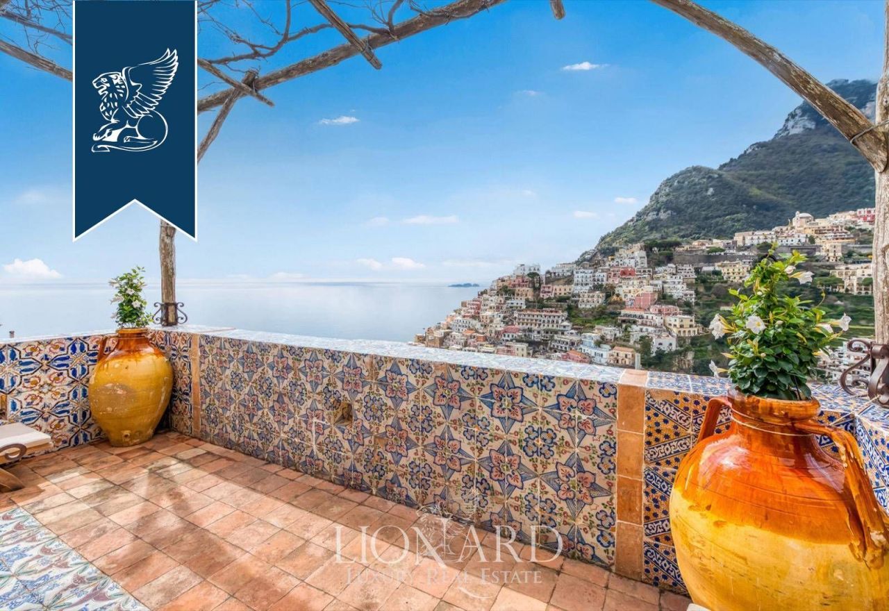 Апартаменты в Салерно, Италия, 195 м² - фото 11