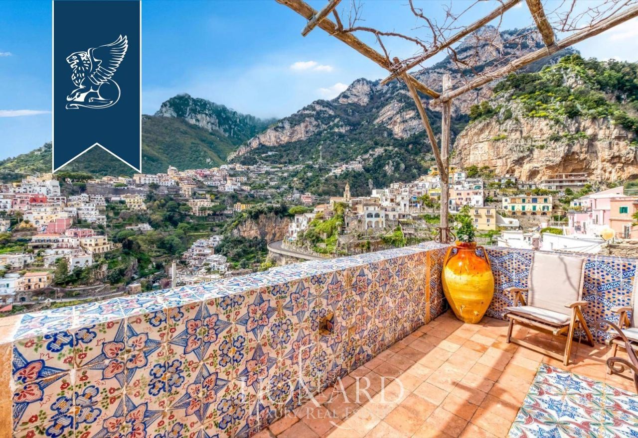 Апартаменты в Салерно, Италия, 195 м² - фото 12