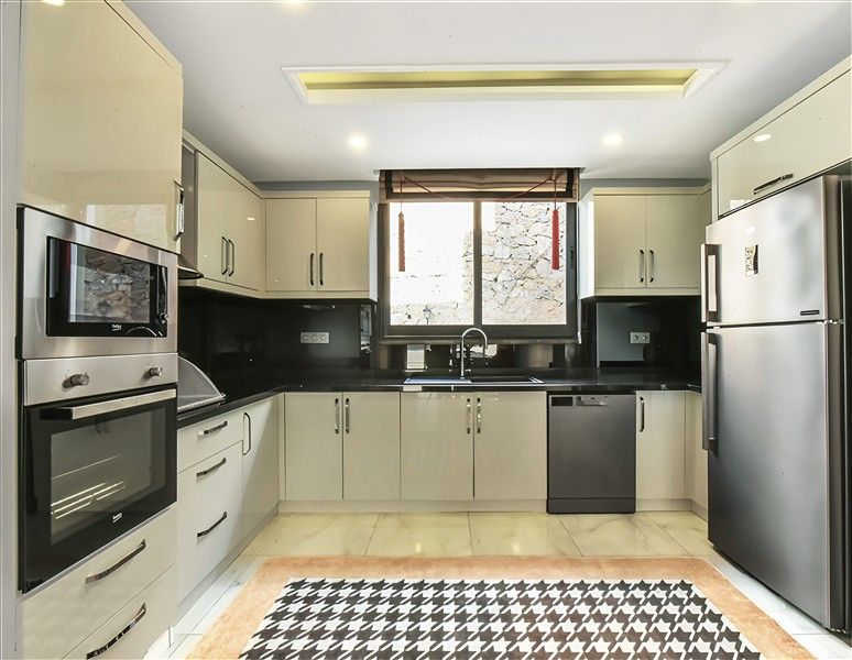 Вилла в Алании, Турция, 330 м² - фото 16