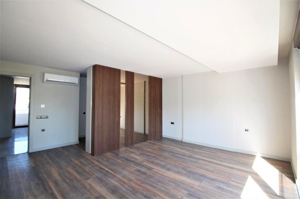 Вилла в Ларе, Турция, 350 м² - фото 17
