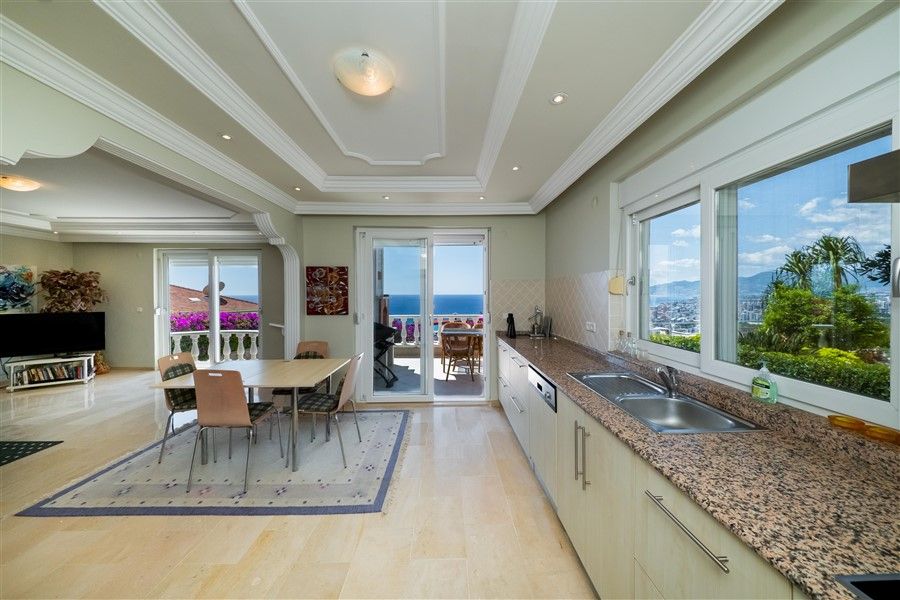 Вилла в Алании, Турция, 250 м² - фото 17