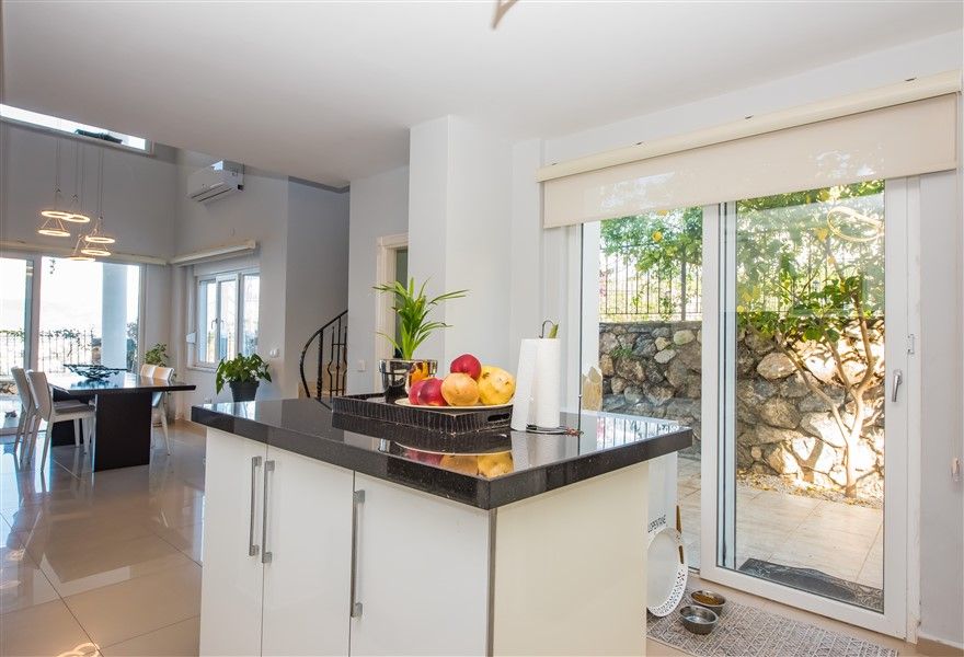 Вилла в Алании, Турция, 220 м² - фото 18