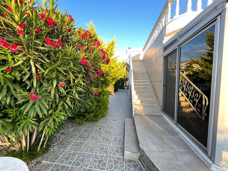 Вилла в Алании, Турция, 200 м² - фото 19