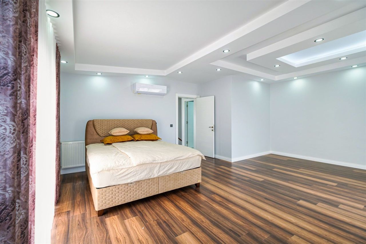 Вилла в Ларе, Турция, 300 м² - фото 19