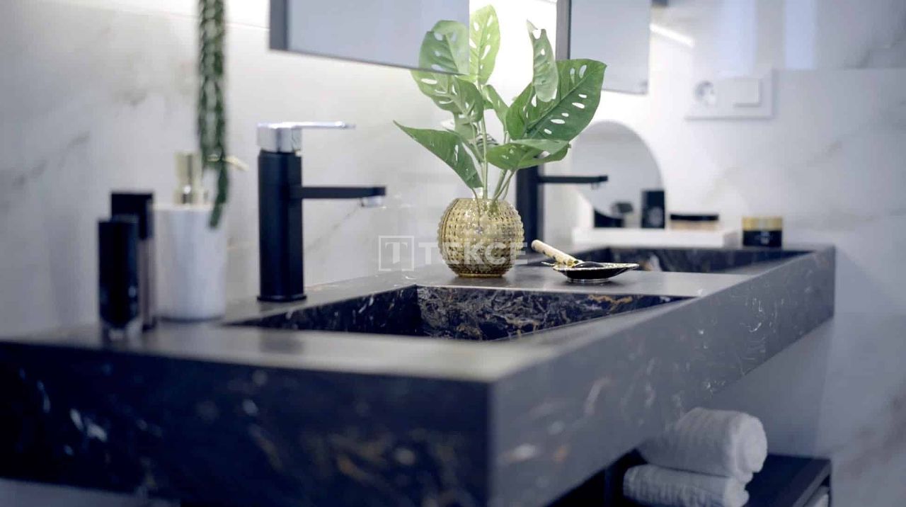 Вилла в Рохалесе, Испания, 244 м² - фото 19