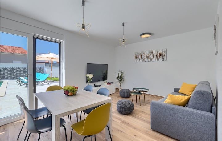 Вилла в Пуле, Хорватия, 160 м² - фото 8