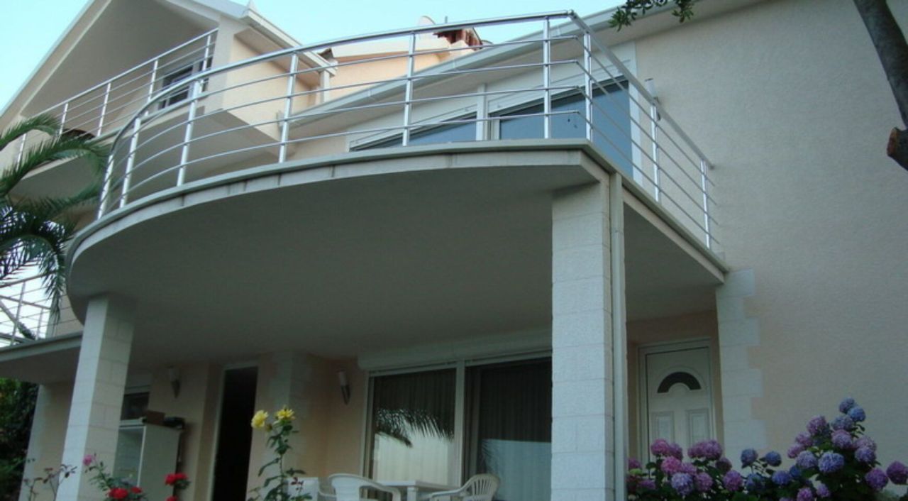 Дом в Крашичах, Черногория, 142 м² - фото 4