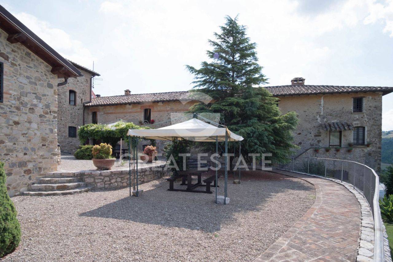 Дом в Умбертиде, Италия, 1 029.6 м² - фото 8