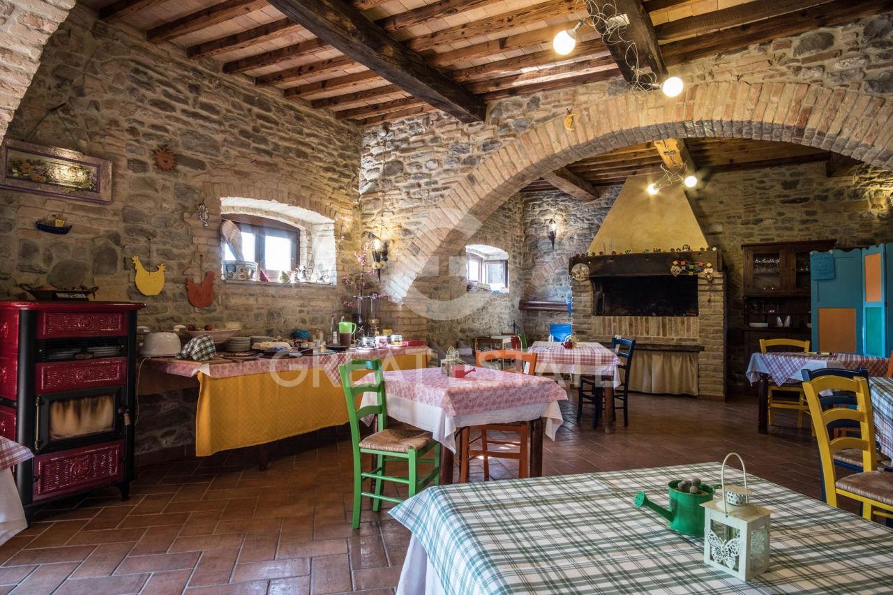 Дом в Умбертиде, Италия, 1 029.6 м² - фото 11