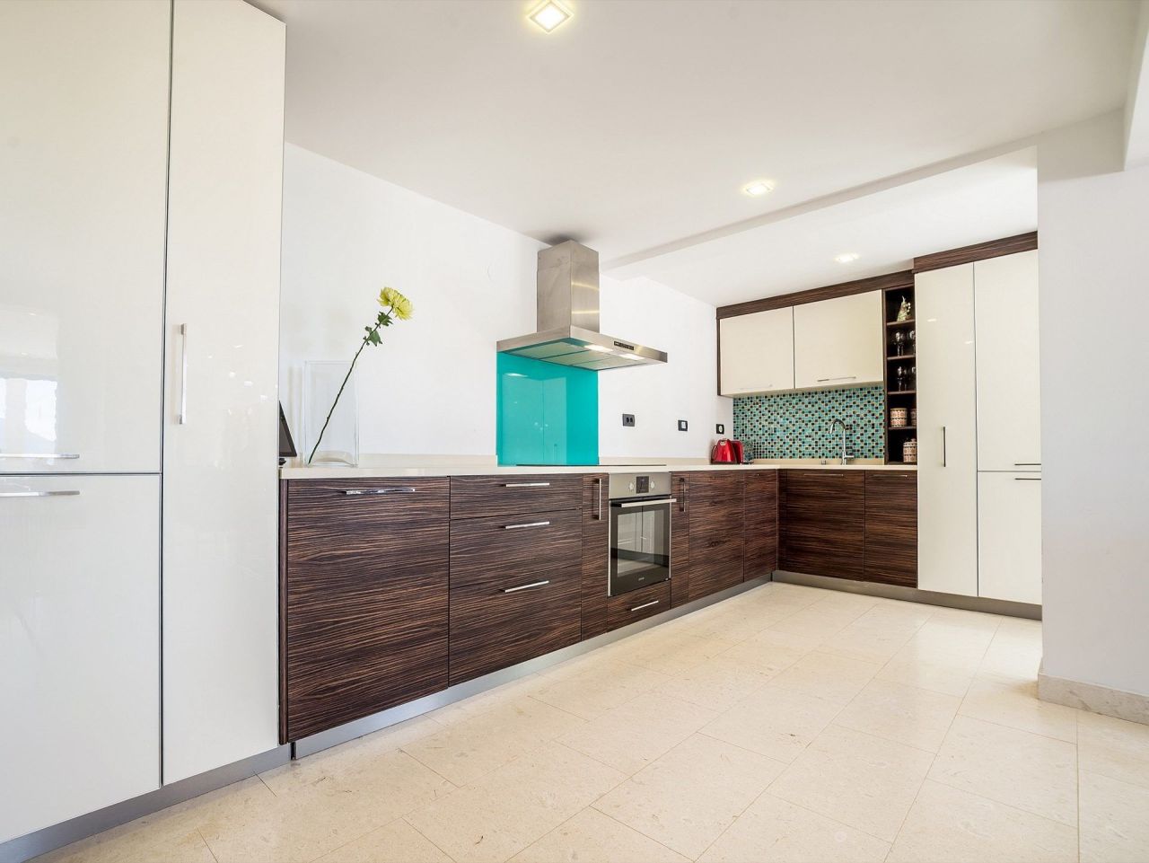 Вилла в Херцег-Нови, Черногория, 240 м² - фото 7