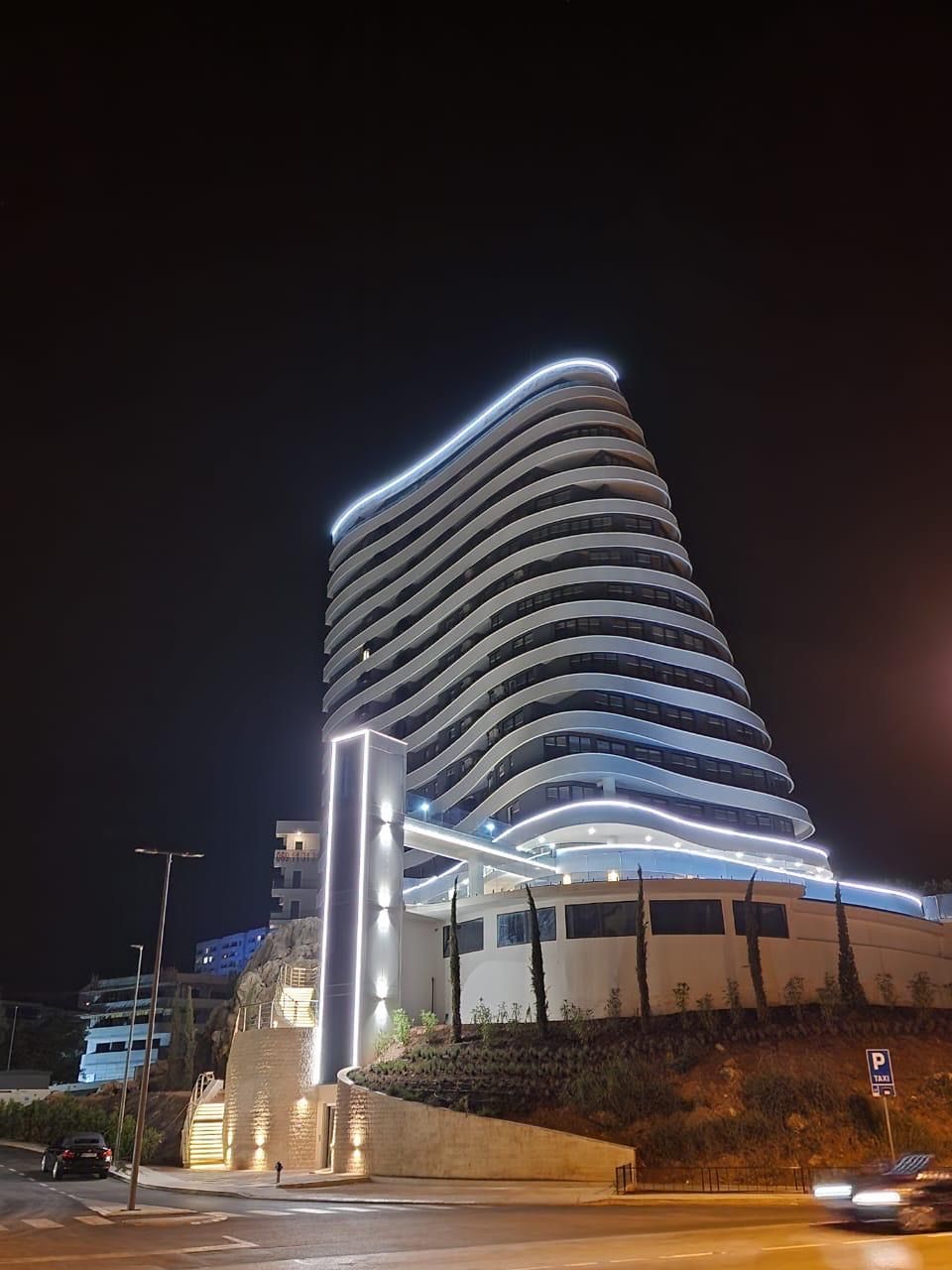 Квартира в Будве, Черногория, 47 м² - фото 11