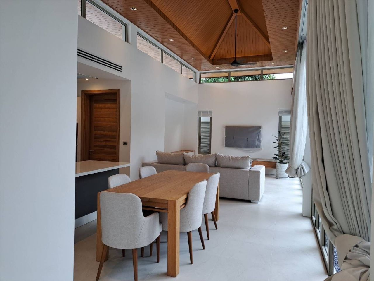 Вилла на пляже Най Янг, Таиланд, 244 м² - фото 11