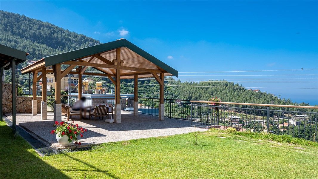 Вилла в Алании, Турция, 250 м² - фото 2