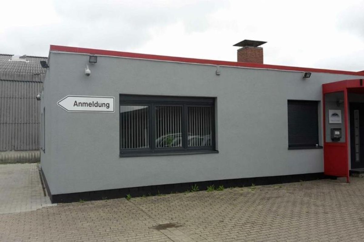 Коммерческая недвижимость в Хельмштедте, Германия, 4 900 м² - фото 5