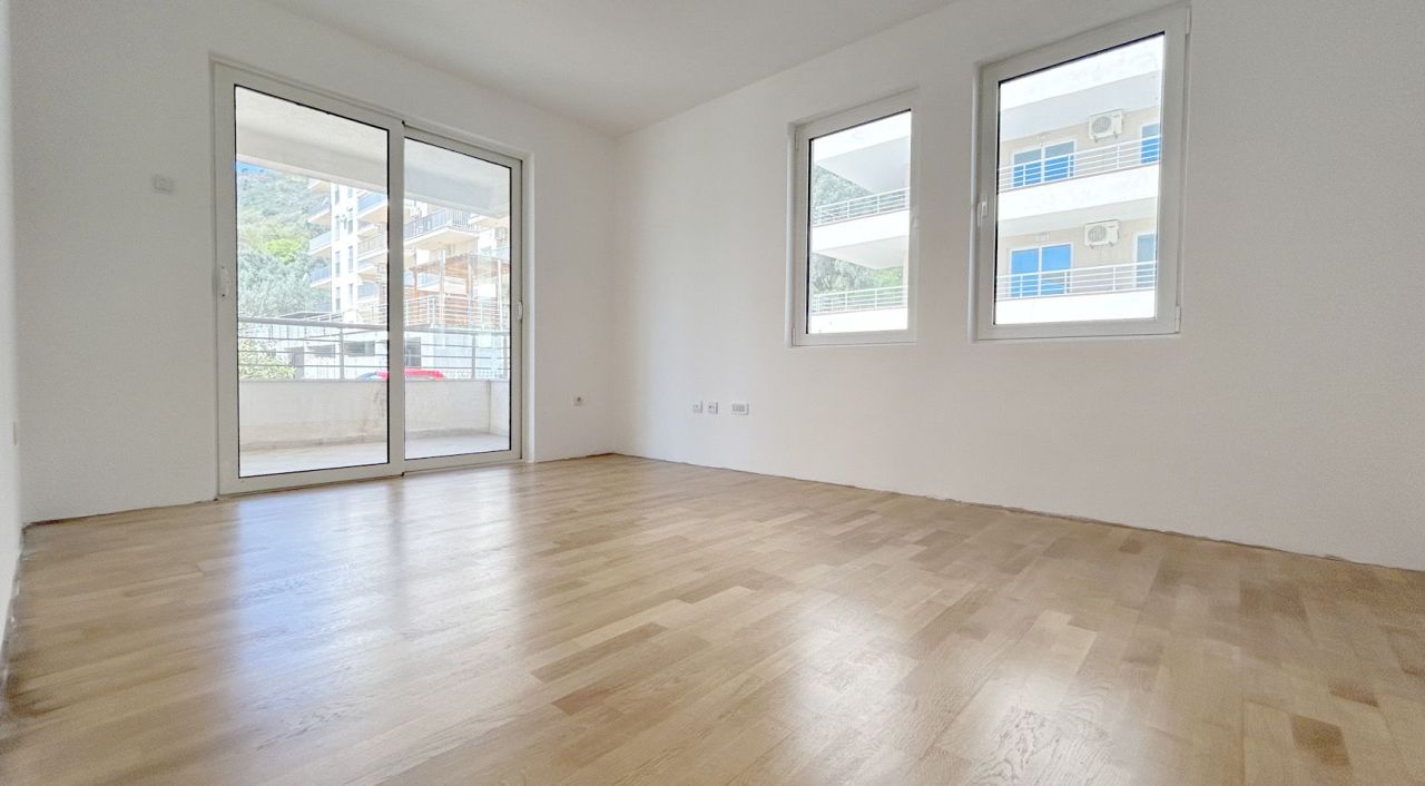 Квартира в Петроваце, Черногория, 105 м² - фото 5