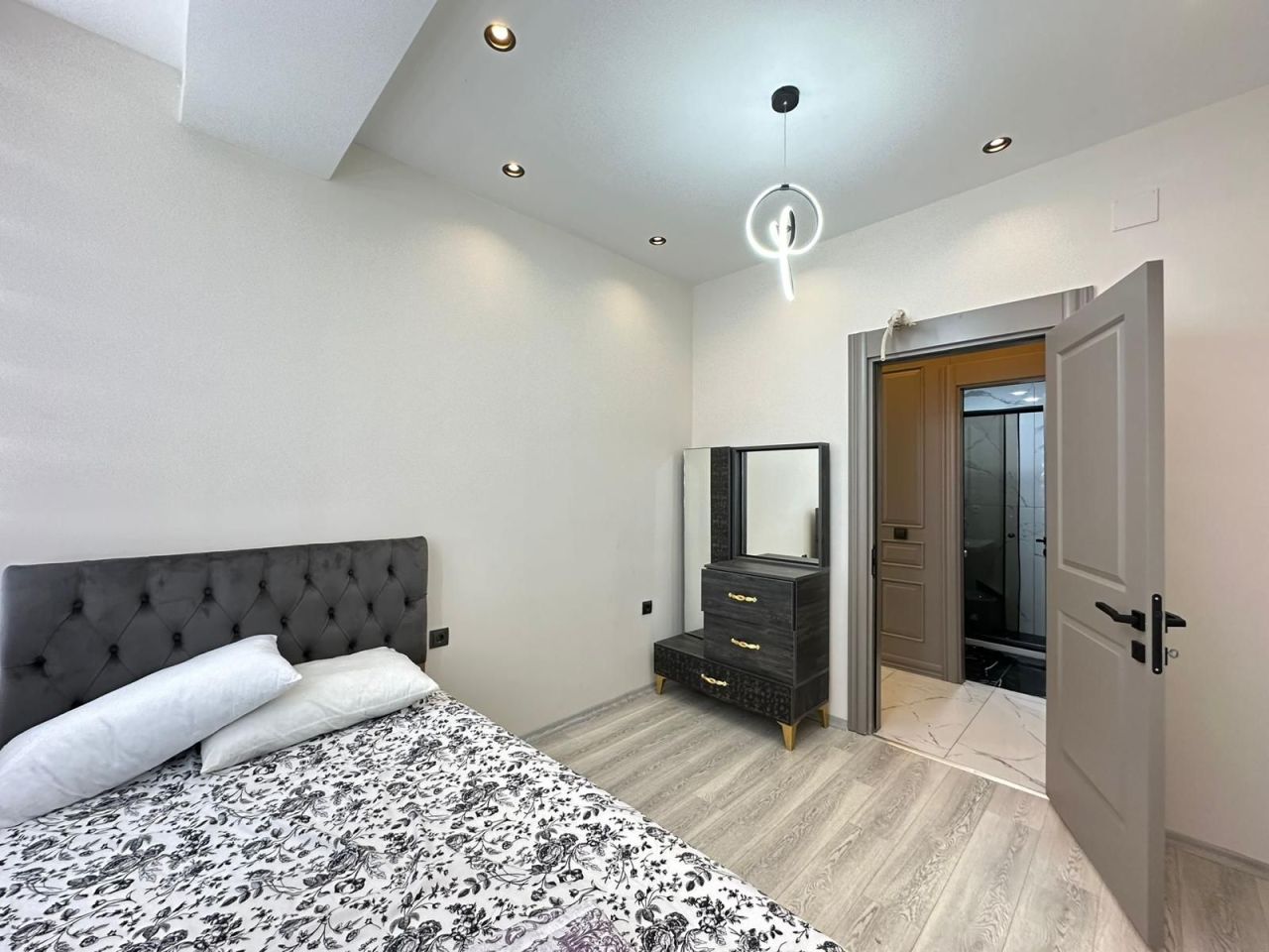 Квартира в Мерсине, Турция, 90 м² - фото 11