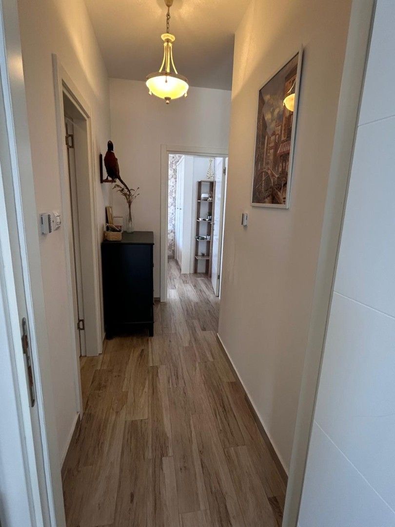 Квартира в Добра Воде, Черногория, 83 м² - фото 18