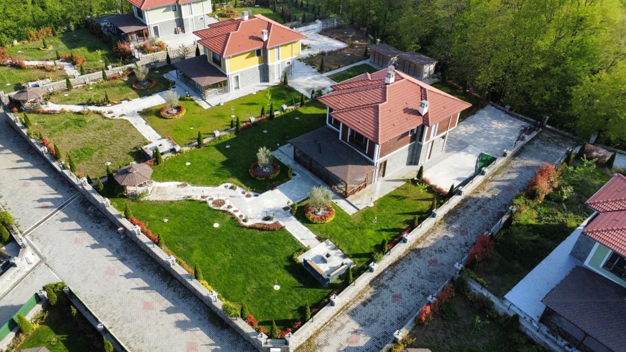 Вилла в Трабзоне, Турция, 500 м² - фото 1
