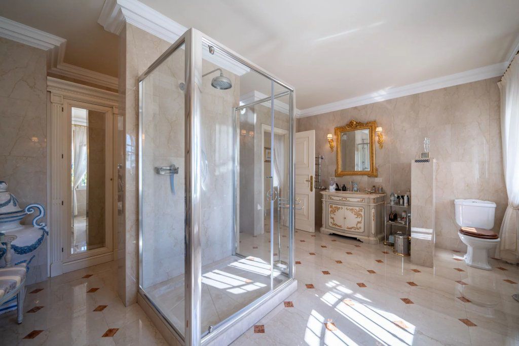 Вилла в Каннах, Франция, 1 200 м² - фото 11