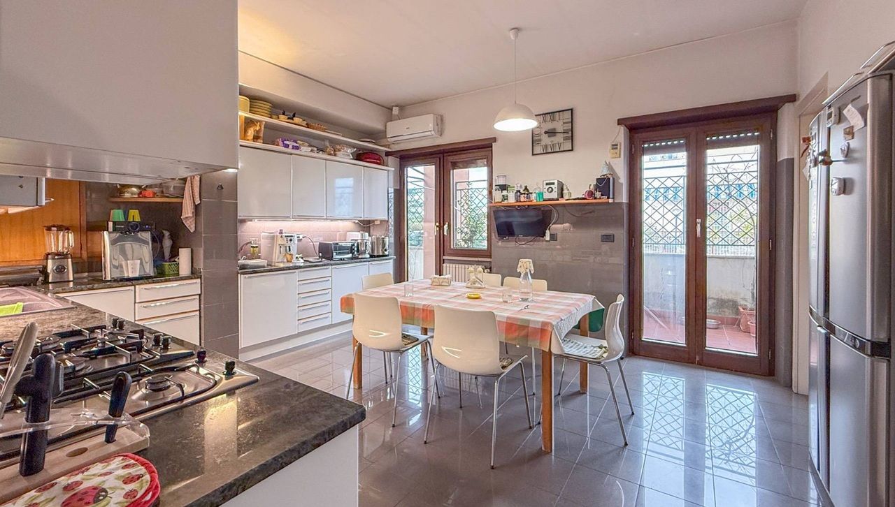 Пентхаус в Риме, Италия, 240 м² - фото 4